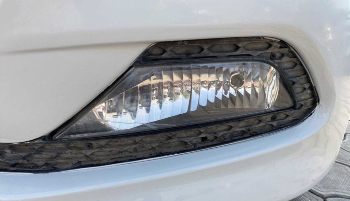 2016 Hyundai Elite i20 ASTA 1.2, Petrol, Manual, 48,980 km, Left fog light - Not working