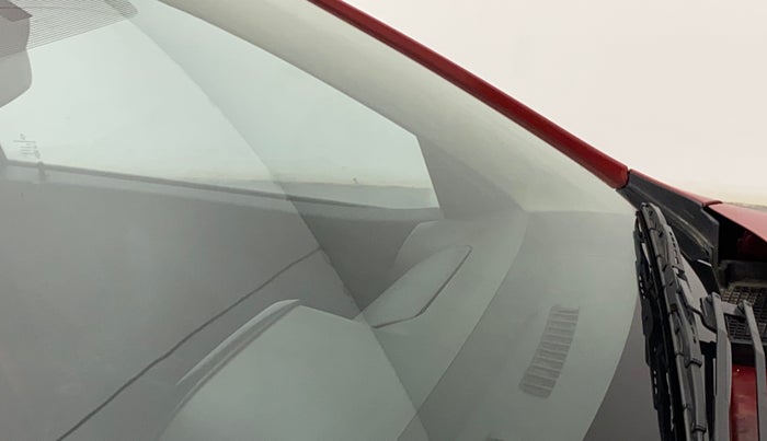 2016 Renault Kwid RXT 0.8, Petrol, Manual, 57,692 km, Front windshield - Minor spot on windshield