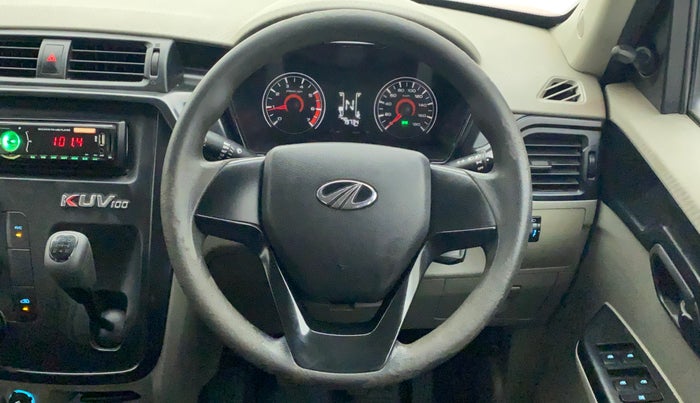 2016 Mahindra Kuv100 K4 6 STR, Petrol, Manual, 79,734 km, Steering Wheel Close Up