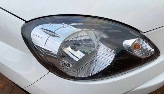 2013 Honda Amaze 1.2L I-VTEC S, Petrol, Manual, 28,998 km, Right headlight - Minor scratches