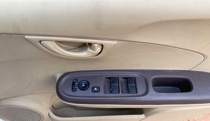 2013 Honda Amaze 1.2L I-VTEC S, Petrol, Manual, 28,998 km, Driver Side Door Panels Control