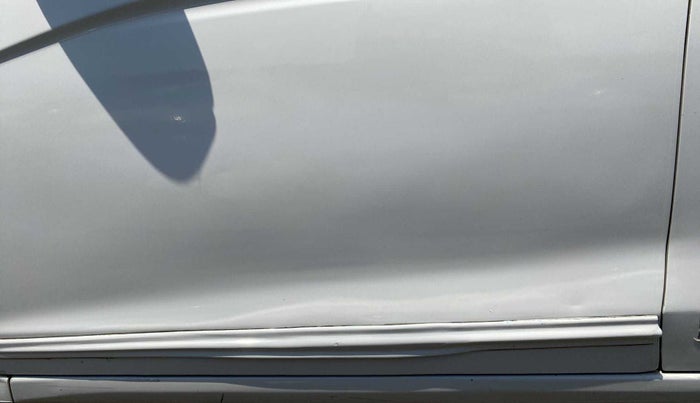 2017 Honda Jazz 1.2L I-VTEC SV, Petrol, Manual, 73,507 km, Front passenger door - Minor scratches