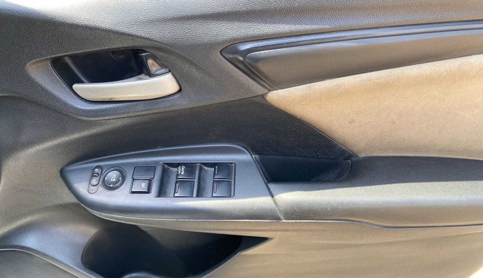 2017 Honda Jazz 1.2L I-VTEC SV, Petrol, Manual, 73,507 km, Driver Side Door Panels Control