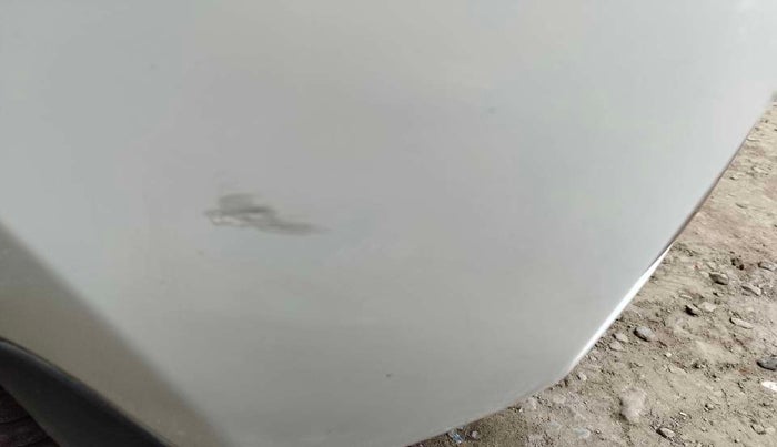 2018 Hyundai Elite i20 ASTA 1.4 CRDI (O), Diesel, Manual, 35,401 km, Rear bumper - Paint is slightly damaged