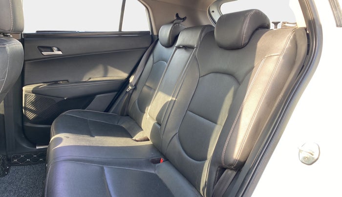 2018 Hyundai Creta SX (O) 1.6 DIESEL, Diesel, Manual, 83,220 km, Right Side Rear Door Cabin