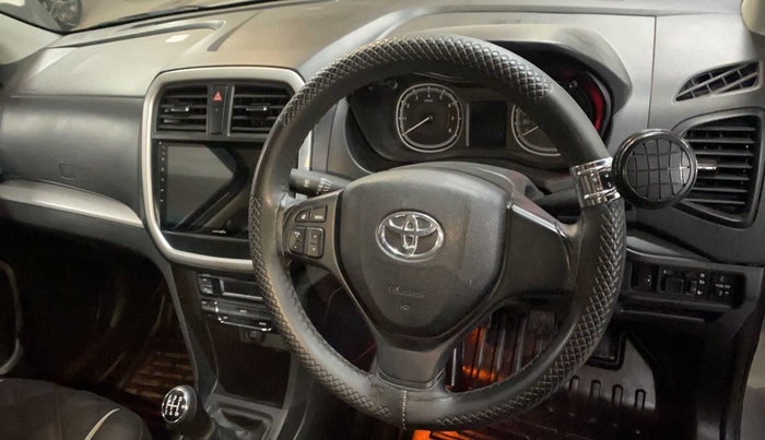 2022 Toyota URBAN CRUISER MID GRADE MT, Petrol, Manual, 18,881 km, Steering wheel - Sound system control not functional