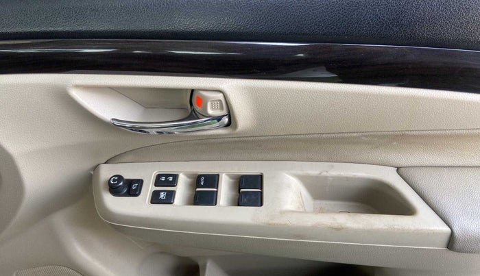 2015 Maruti Ciaz ZXI+, Petrol, Manual, 71,048 km, Driver Side Door Panels Control