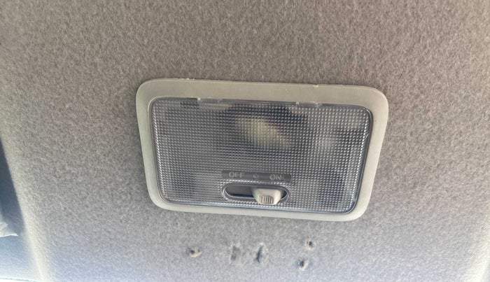 2016 Datsun Go Plus T, Petrol, Manual, 49,248 km, Ceiling - Roof light/s not working