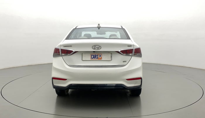 2019 Hyundai Verna 1.6 CRDI SX, Diesel, Manual, 89,832 km, Back/Rear