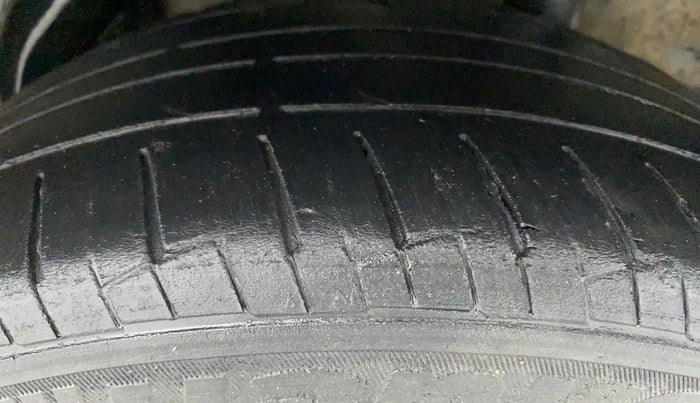 2019 Hyundai Verna 1.6 CRDI SX, Diesel, Manual, 89,832 km, Left Rear Tyre Tread