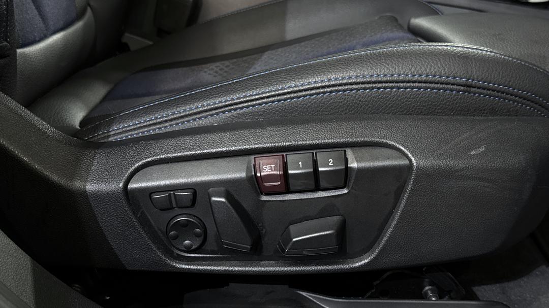 2021 BMW 1 18i M Sport, Automatic, 22734 km, Drivers Side Adjustment Panel