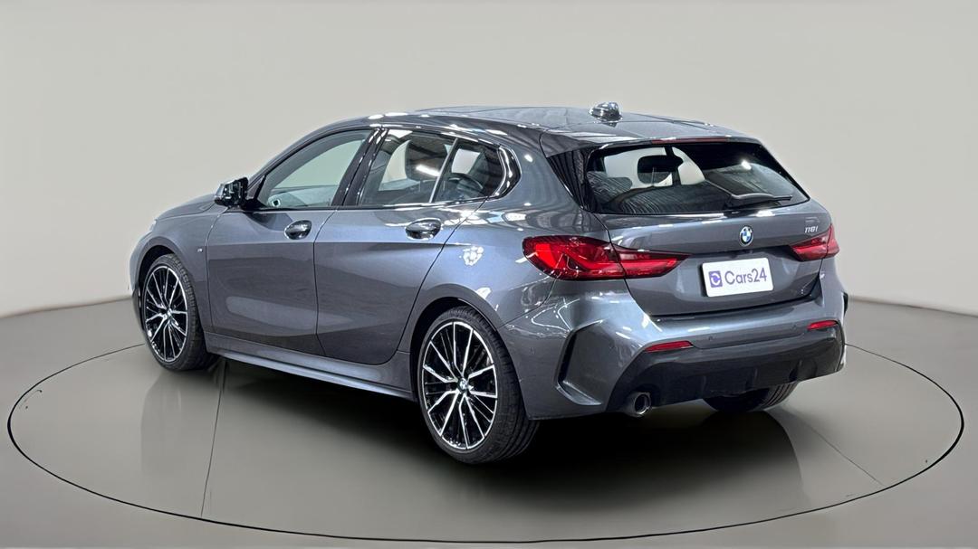 2021 BMW 1 18i M Sport, Automatic, 22734 km, Left Back Diagonal (45- Degree) View