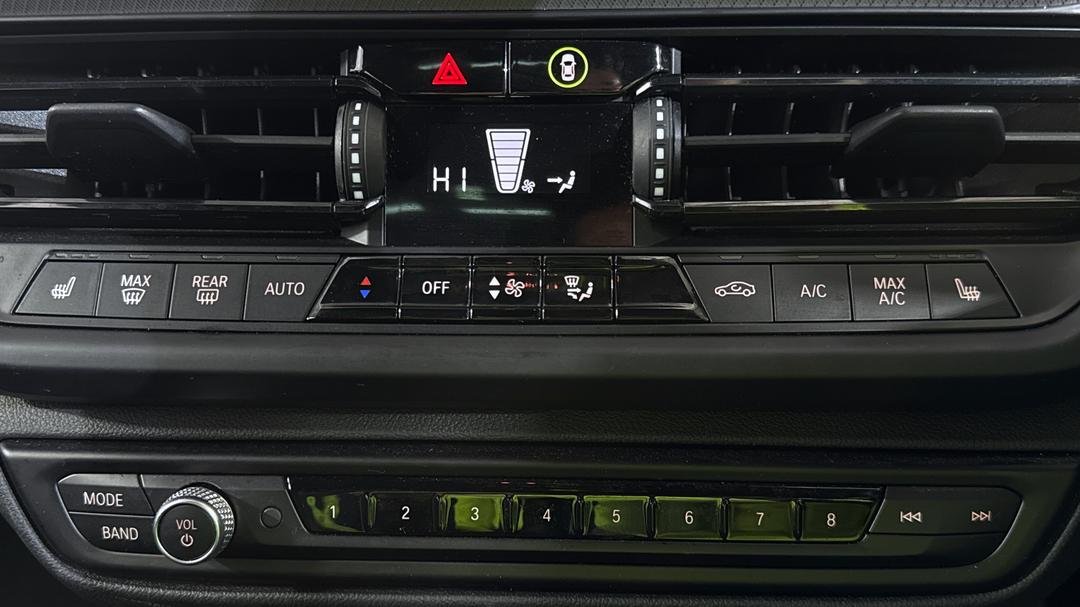 2021 BMW 1 18i M Sport, Automatic, 22734 km, Ventilated Seats