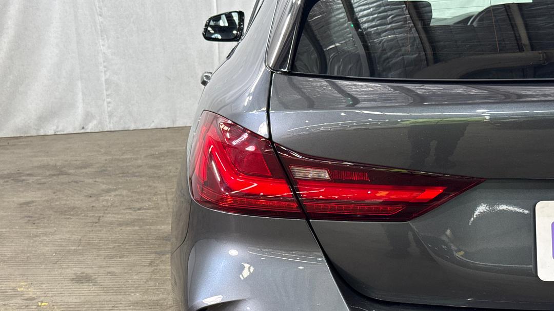 2021 BMW 1 18i M Sport, Automatic, 22734 km, Badge (Boot Left Side)