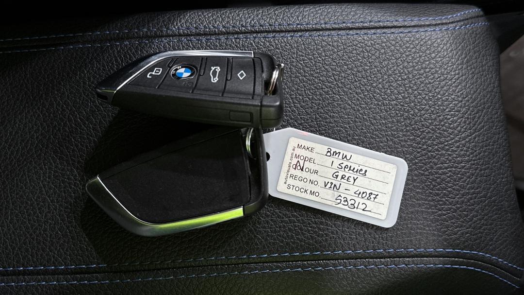 2021 BMW 1 18i M Sport, Automatic, 22734 km, Key Close-up