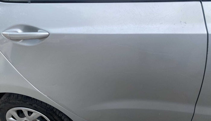 2017 Hyundai Grand i10 SPORTZ 1.2 KAPPA VTVT, Petrol, Manual, 71,650 km, Right rear door - Minor scratches