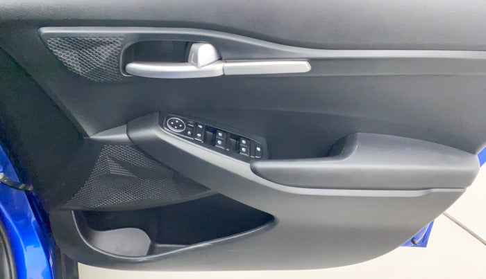 2019 KIA SELTOS HTK PLUS 1.5, Petrol, Manual, 35,776 km, Driver Side Door Panels Control