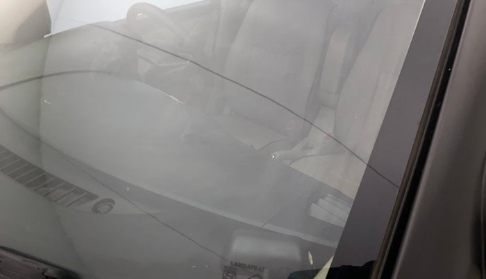 2016 Maruti Swift Dzire VXI (O), Petrol, Manual, 75,285 km, Front windshield - Minor spot on windshield
