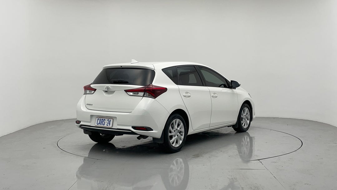 Right Back Diagonal (45- Degree) View