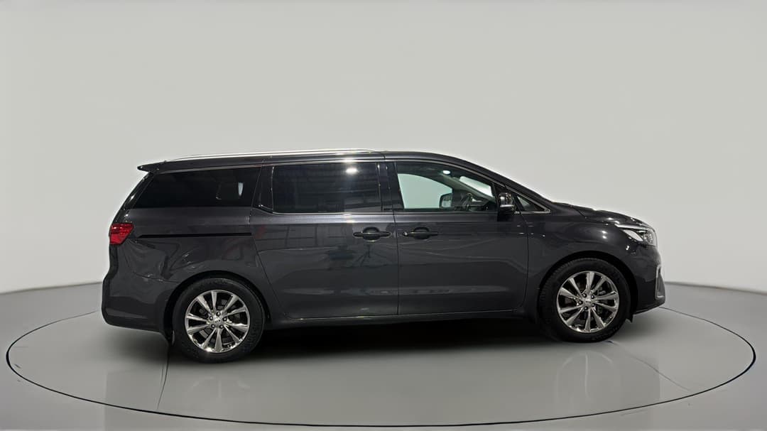2020 Kia Carnival Platinum, Automatic, 66715 km, Right Side View