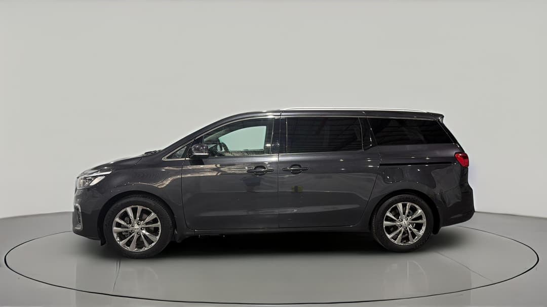 2020 Kia Carnival Platinum, Automatic, 66715 km, Left Side View