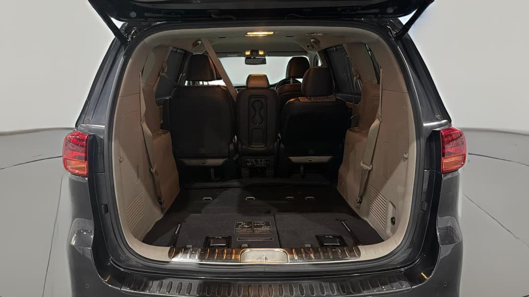 2020 Kia Carnival Platinum, Automatic, 66715 km, Boot Inside View