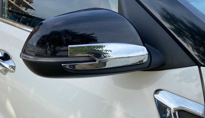 2021 KIA SONET HTX PLUS 1.0 IMT, Petrol, Manual, 37,694 km, Right rear-view mirror - Cover has minor damage
