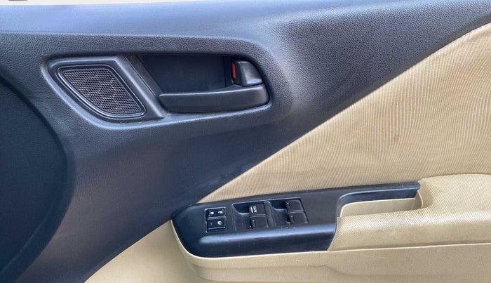 2015 Honda City 1.5L I-VTEC SV, Petrol, Manual, 69,338 km, Driver Side Door Panels Control
