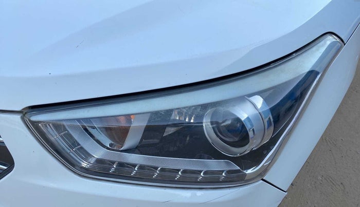 2018 Hyundai Creta SX (O) 1.6 DIESEL, Diesel, Manual, 1,09,100 km, Left headlight - Faded