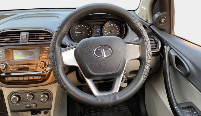 2017 Tata Tiago XT PETROL, Petrol, Manual, 38,543 km, Steering Wheel Close Up