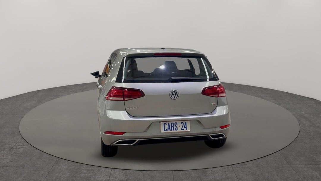 2017 Volkswagen Golf 110 Tsi Highline, Automatic, 86965 km, Back/Rear View