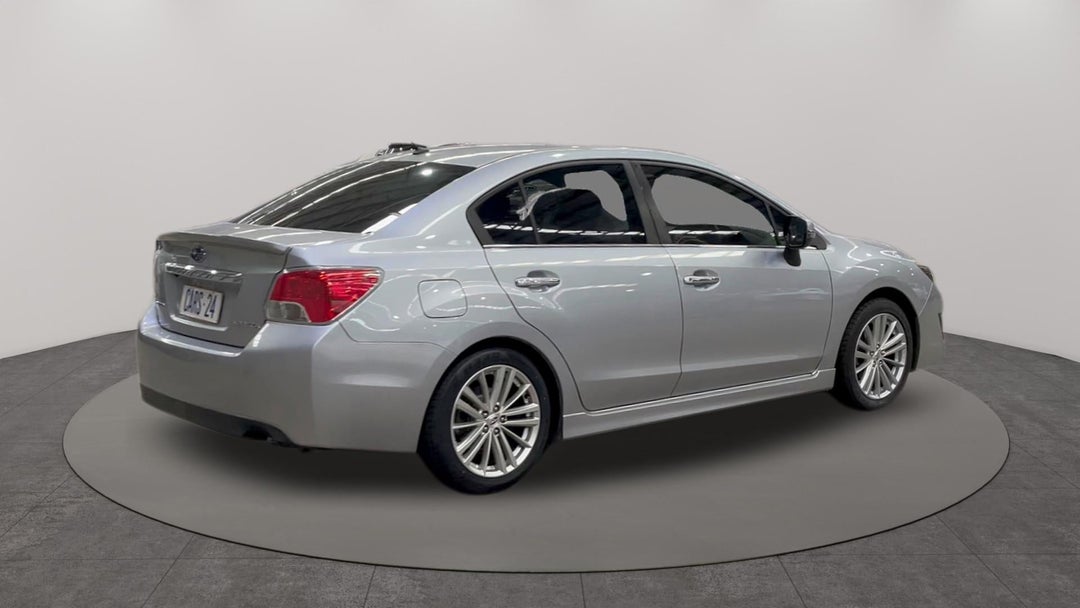 Right Back Diagonal (45- Degree) View