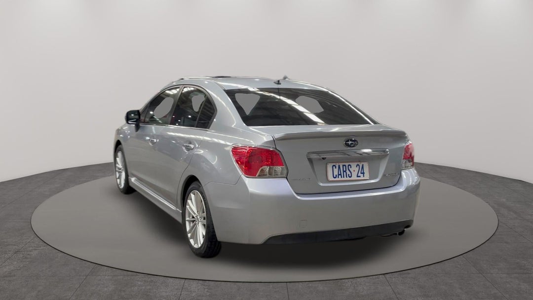 Left Back Diagonal (45- Degree) View