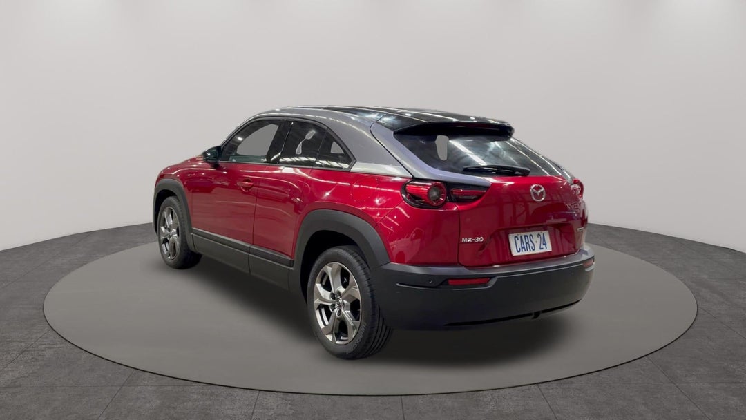 Left Back Diagonal (45- Degree) View