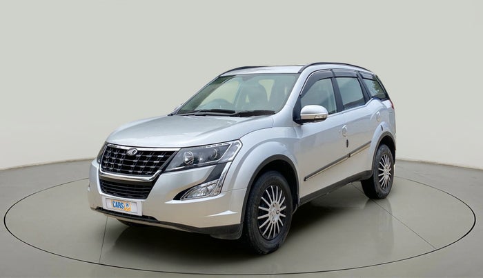 2018 Mahindra XUV500 W7, Diesel, Manual, 41,761 km, Left Front Diagonal