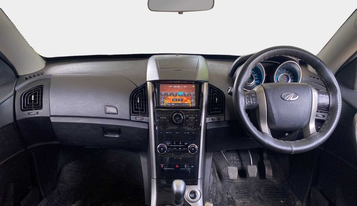 2018 Mahindra XUV500 W7, Diesel, Manual, 41,761 km, Dashboard