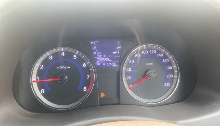 2017 Hyundai Verna 1.6 VTVT SX, Petrol, Manual, 31,105 km, Odometer Image