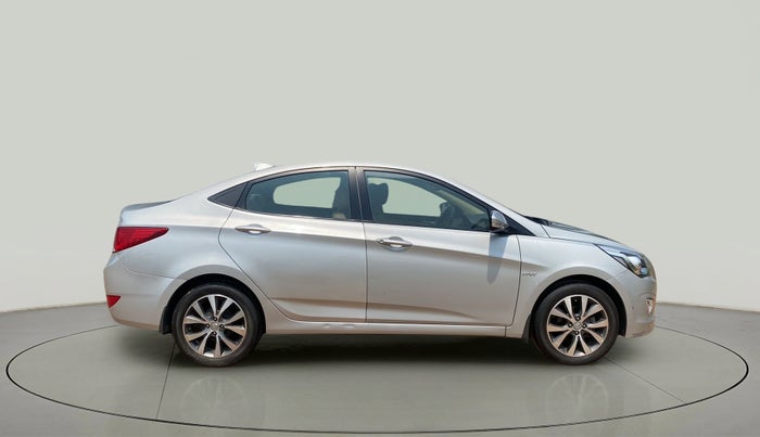 2017 Hyundai Verna 1.6 VTVT SX, Petrol, Manual, 31,105 km, Right Side View