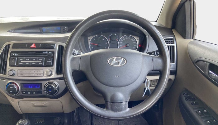 2013 Hyundai i20 MAGNA 1.4 CRDI, Diesel, Manual, 97,295 km, Steering Wheel Close Up