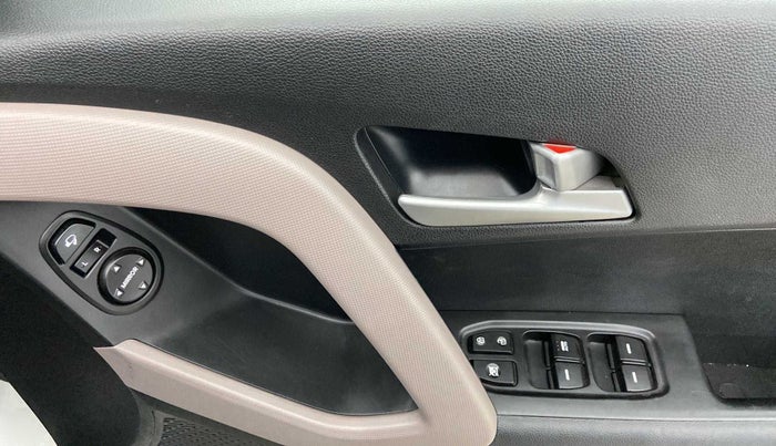 2018 Hyundai Creta SX 1.6 PETROL, Petrol, Manual, 53,315 km, Driver Side Door Panels Control