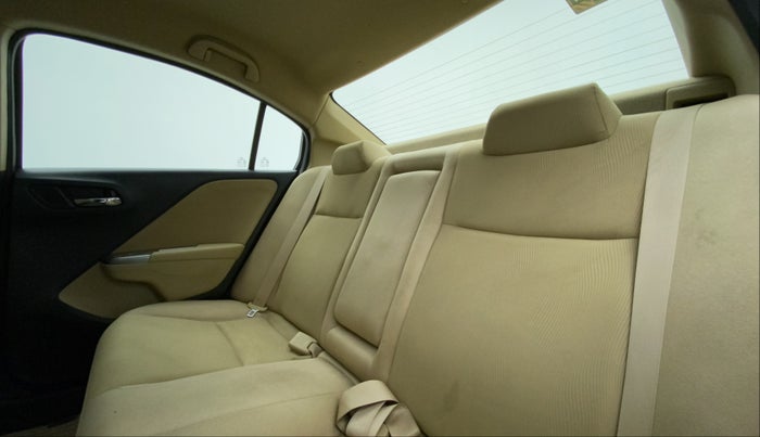 2014 Honda City 1.5L I-VTEC V MT, Petrol, Manual, 94,715 km, Right Side Rear Door Cabin