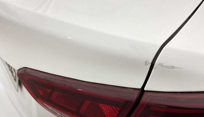 2020 Hyundai Verna S 1.5 PETROL MT, Petrol, Manual, 20,762 km, Dicky (Boot door) - Minor scratches
