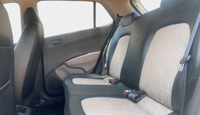 2019 Hyundai Grand i10 MAGNA 1.2 KAPPA VTVT, Petrol, Manual, 14,199 km, Right Side Rear Door Cabin