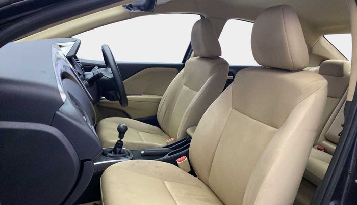 2014 Honda City 1.5L I-DTEC V, Diesel, Manual, 69,875 km, Right Side Front Door Cabin