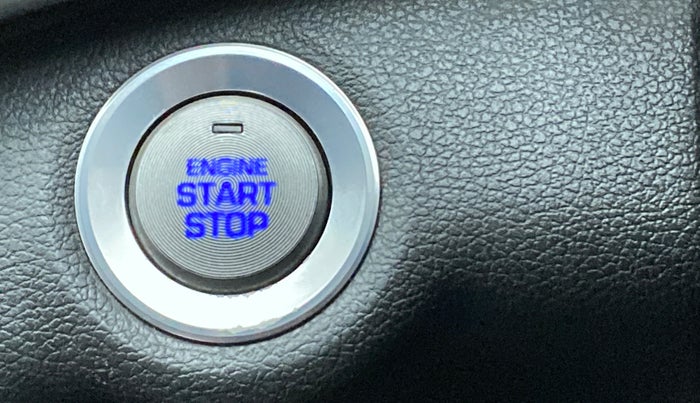2017 Hyundai New Elantra 2.0 SX(O) AT PETROL, Petrol, Automatic, 51,916 km, Keyless Start/ Stop Button