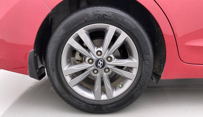 2017 Hyundai New Elantra 2.0 SX(O) AT PETROL, Petrol, Automatic, 51,916 km, Right Rear Wheel