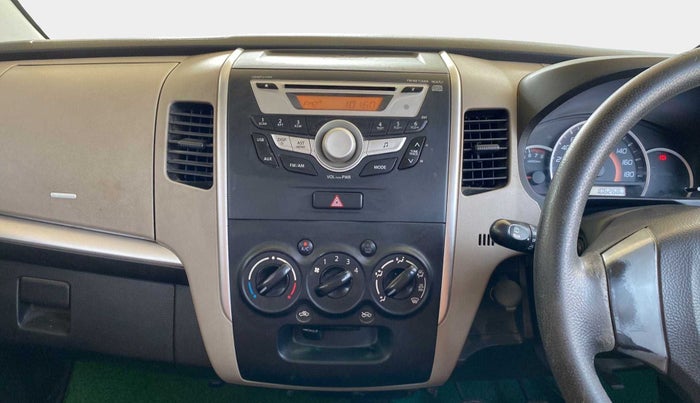 2014 Maruti Wagon R 1.0 VXI, Petrol, Manual, 1,06,234 km, Air Conditioner