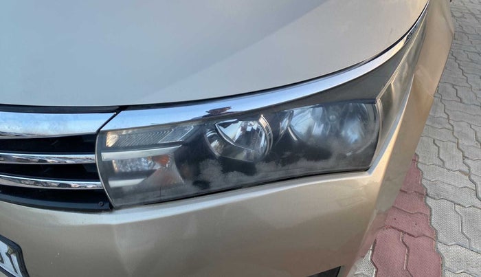 2014 Toyota Corolla Altis G CVT PETROL, Petrol, Automatic, 82,842 km, Left headlight - Clamp has minor damage
