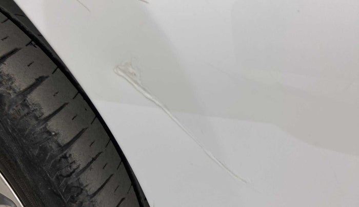 2019 Hyundai Verna 1.6 VTVT SX, Petrol, Manual, 42,303 km, Left fender - Minor scratches