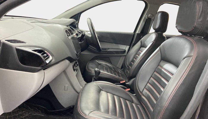 2022 Tata Tiago XT CNG, CNG, Manual, 34,404 km, Right Side Front Door Cabin